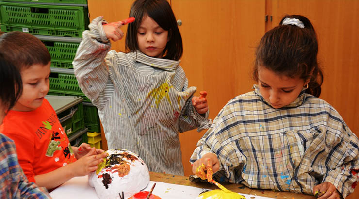 „Kinder einer Welt“ – Vier Sprachcamps bringen in den Herbstferien Leben in Grundschulen