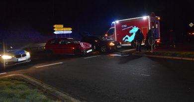 Unfall auf Westfalenring- Beide Fahrzeugführer verletzt