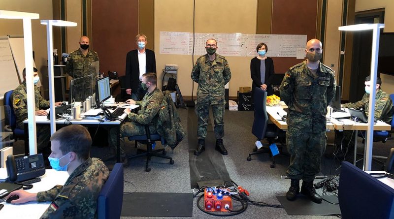 Verstärkung im Gesundheitsamt - Soldaten erhalten Lob von ihrem Vorgesetzten